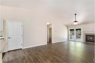 526 Dunraven Dr, Fort Collins, CO 80525 - Photo 2