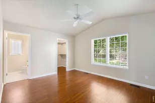 526 Dunraven Dr, Fort Collins, CO 80525 - Photo 8
