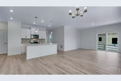 848 Trumpet Ln, Windsor, CO 80550 - Photo 2