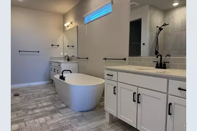 1116 Coyote Ln, Wiggins, CO 80654 - Photo 4
