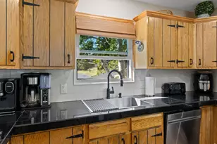 1047 Tranquil Ln, Estes Park, CO 80517 - Photo 10