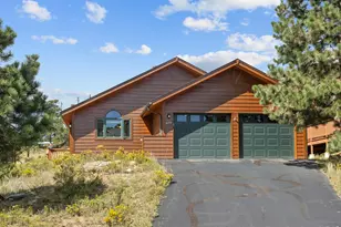 677 Cedar Ridge Cir, Estes Park, CO 80517 - Photo 2