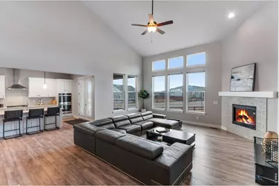 2078 Covered Bridge Pkwy, Windsor, CO 80550 - Photo 8