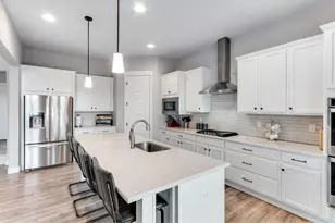 2078 Covered Bridge Pkwy, Windsor, CO 80550 - Photo 14