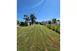 425 N 3rd Ave, Sterling, CO 80751 - Photo 12