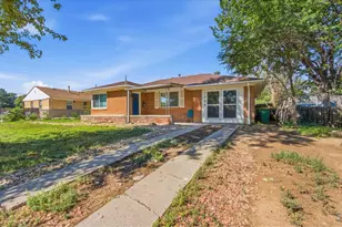 1309 Florence St, Aurora, CO 80010 - Photo 2