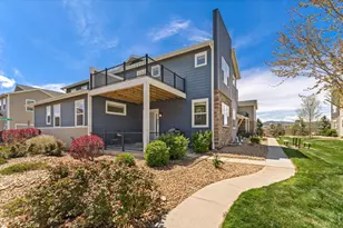 671 Robert St, Longmont, CO 80503 - Photo 2