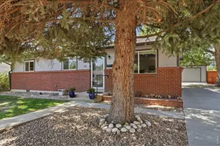 1611 Sunset Dr, Louisville, CO 80027 - Photo 4