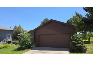 1738 Glen Meadows Dr, Greeley, CO 80631 - Photo 2