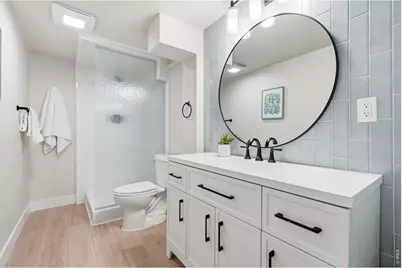 4676 E Utah Pl, Denver, CO 80222 - Photo 32