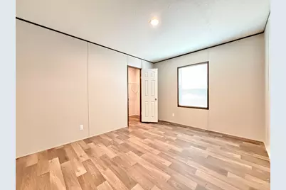 103 Beach Dr, Log Lane Village, CO 80705 - Photo 12