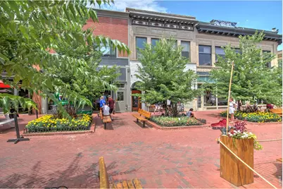 1137 Pearl St, Boulder, CO 80302 - Photo 2