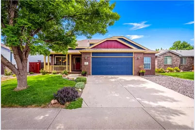 357 Blue Azurite Ave, Loveland, CO 80537 - Photo 2