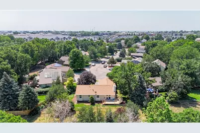 2301 42nd Ave Ct, Greeley, CO 80634 - Photo 42
