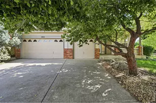 1900 Alpine St, Longmont, CO 80504 - Photo 4