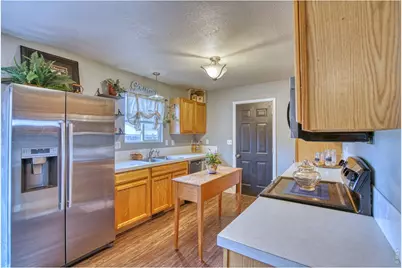 3170 W 3rd St Rd, Greeley, CO 80631 - Photo 10