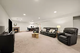 1143 Fairfield Ave, Windsor, CO 80550 - Photo 16