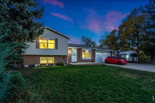 204 E 50th St, Loveland, CO 80538 - Photo 1