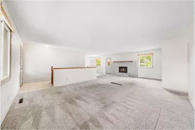 2209 Arron Dr, Loveland, CO 80537 - Photo 8