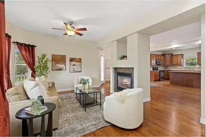 1114 Crescent Dr, Windsor, CO 80550 - Photo 4