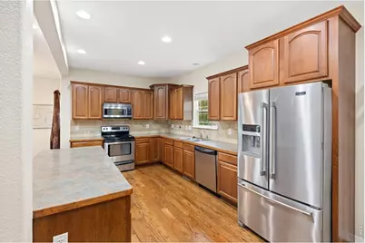1114 Crescent Dr, Windsor, CO 80550 - Photo 10