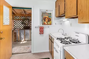 1155 Broadview Rd, Estes Park, CO 80517 - Photo 10