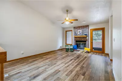 2010 46th Ave #10, Greeley, CO 80634 - Photo 4