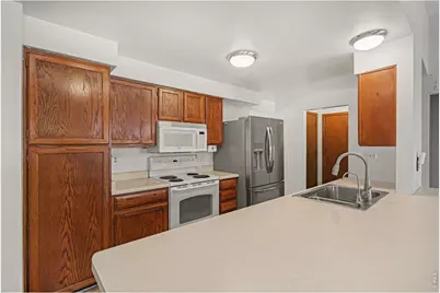 15047 E Greenwood Pl, Aurora, CO 80014 - Photo 8