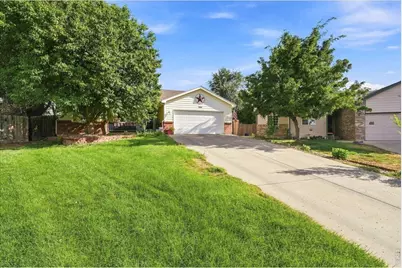 3105 Burro Ct, Evans, CO 80620 - Photo 4