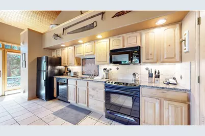 349 Overlook Ct, Estes Park, CO 80517 - Photo 4