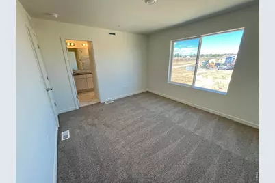 4025 Hewlett St, Evans, CO 80620 - Photo 8