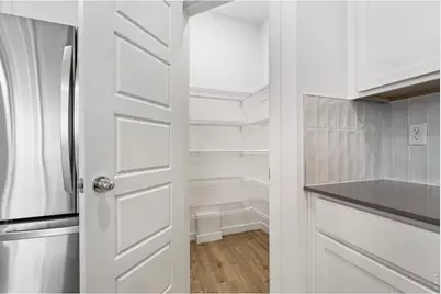 4025 Hewlett St, Evans, CO 80620 - Photo 10