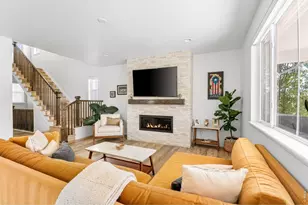 7281 S Vandriver Way, Aurora, CO 80016 - Photo 10