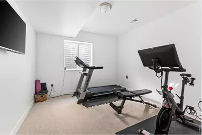 7281 S Vandriver Way, Aurora, CO 80016 - Photo 32