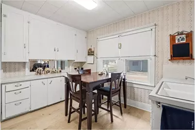 728 E 7th St, Loveland, CO 80537 - Photo 6