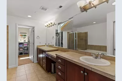 2215 Creekside Dr, Longmont, CO 80504 - Photo 24