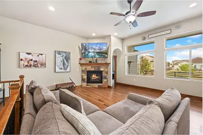 4369 Cicely Ct, Johnstown, CO 80534 - Photo 6