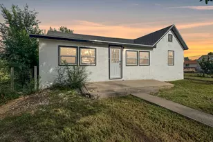 504 N 6th Ave, Sterling, CO 80751 - Photo 1