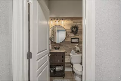 25042 E Davies Dr, Aurora, CO 80016 - Photo 14