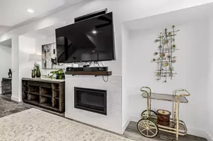 6820 E Lowry Blvd, Denver, CO 80230 - Photo 8