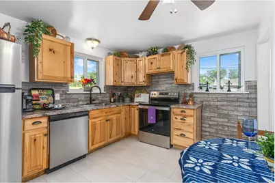 7860 Mona Ct, Denver, CO 80221 - Photo 8