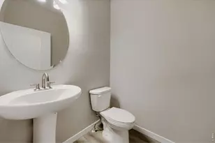 2829 Bear Spgs Cir, Longmont, CO 80503 - Photo 30