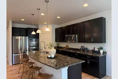 1657 Dorothy Cir, Longmont, CO 80503 - Photo 4