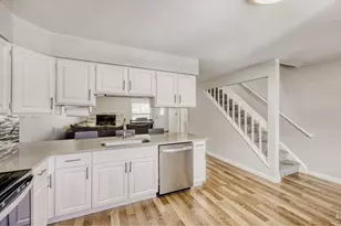 1109 8th St, Golden, CO 80401 - Photo 4