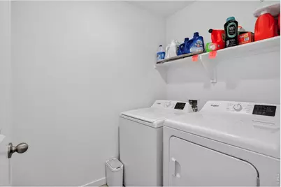 27671 E Byers Ave, Aurora, CO 80018 - Photo 30