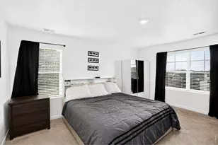 27671 E Byers Ave, Aurora, CO 80018 - Photo 20