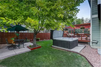 1516 Red Mountain Dr, Longmont, CO 80504 - Photo 4
