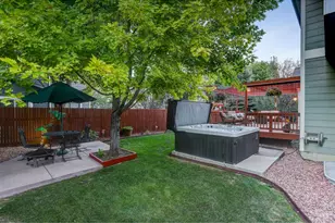 1516 Red Mountain Dr, Longmont, CO 80504 - Photo 4