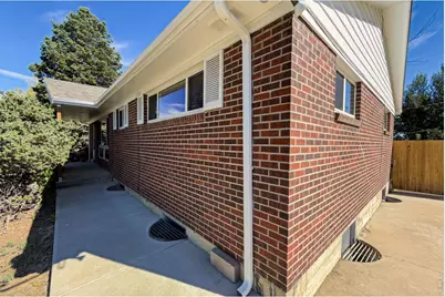 10674 Grant Dr, Northglenn, CO 80233 - Photo 4