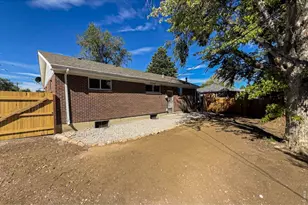 10674 Grant Dr, Northglenn, CO 80233 - Photo 28